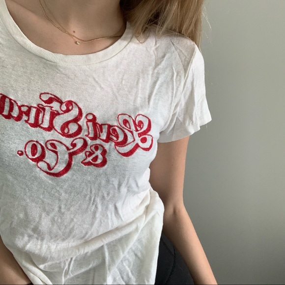 Levi’s White T-Shirt - Picture 5 of 9